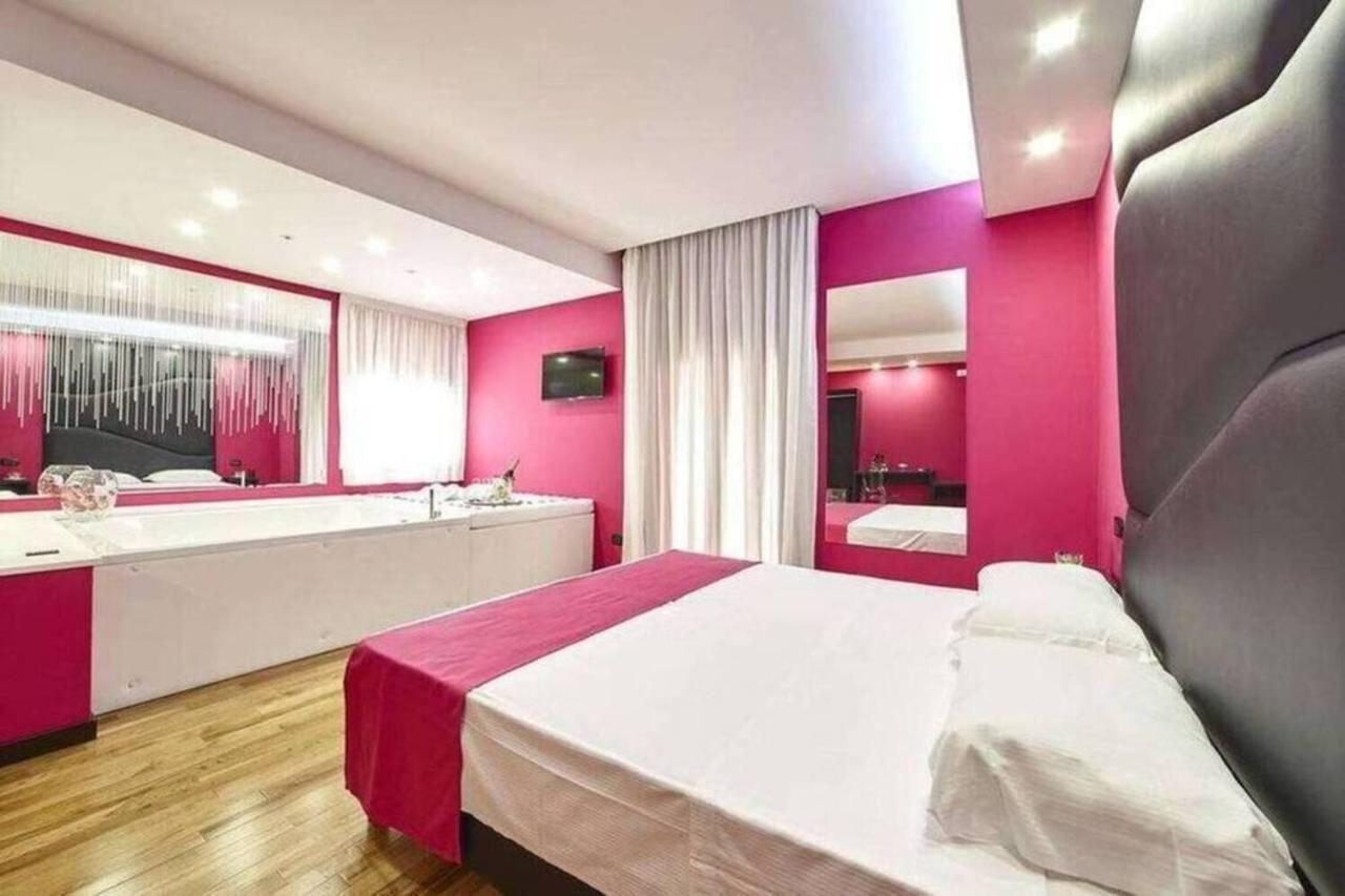 Sweet Central Hotel カゼルタ エクステリア 写真