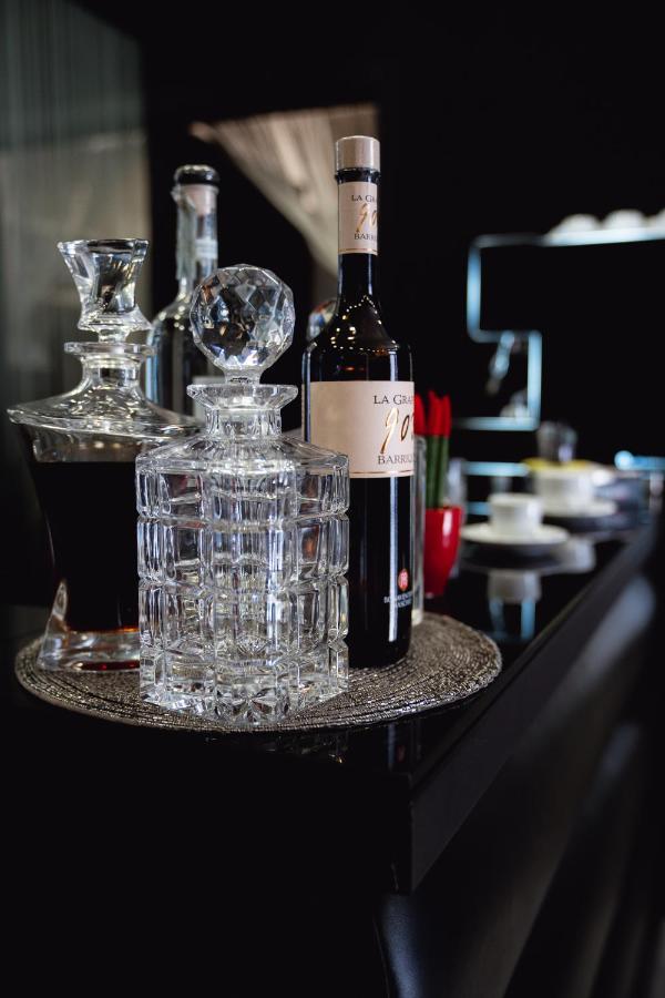 Sweet Central Hotel カゼルタ エクステリア 写真
